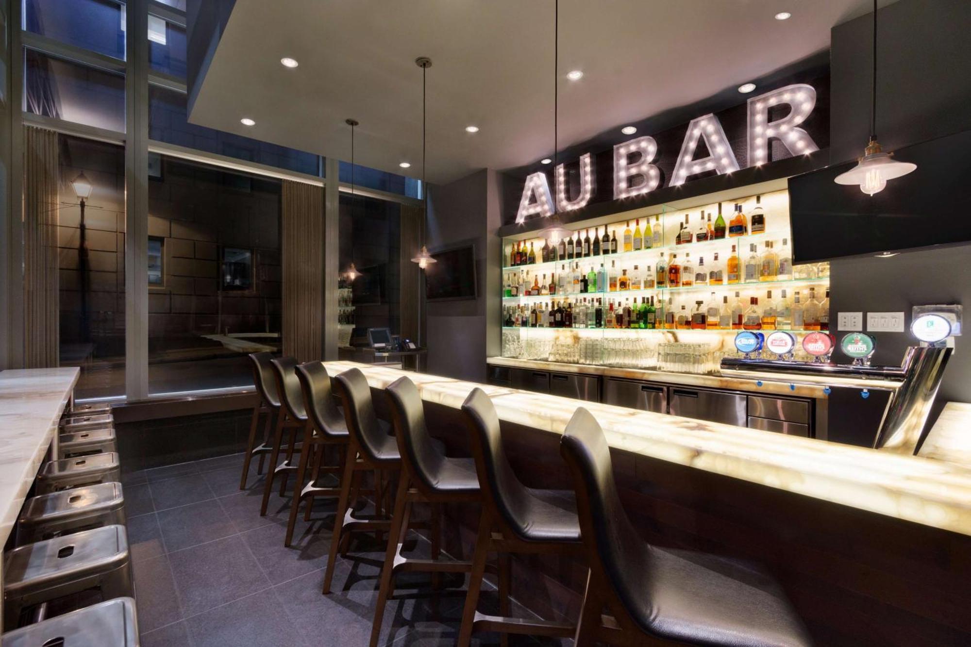 Embassy Suites By Hilton - Montreal Exterior foto